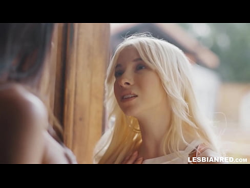 ❤️ Vajza vjen në shtëpi disa muaj më vonë dhe përfundon duke ngrënë pidhin e njerkës së saj ❤️ Vetëm porno në sq.pornovore.ru ❌️❤